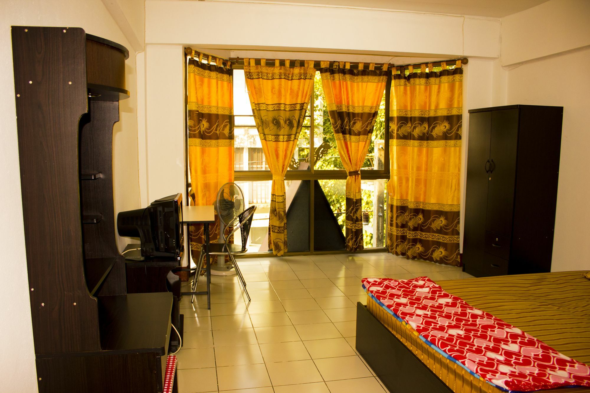 Walkinn Guesthouse 1 Chiang Mai Esterno foto