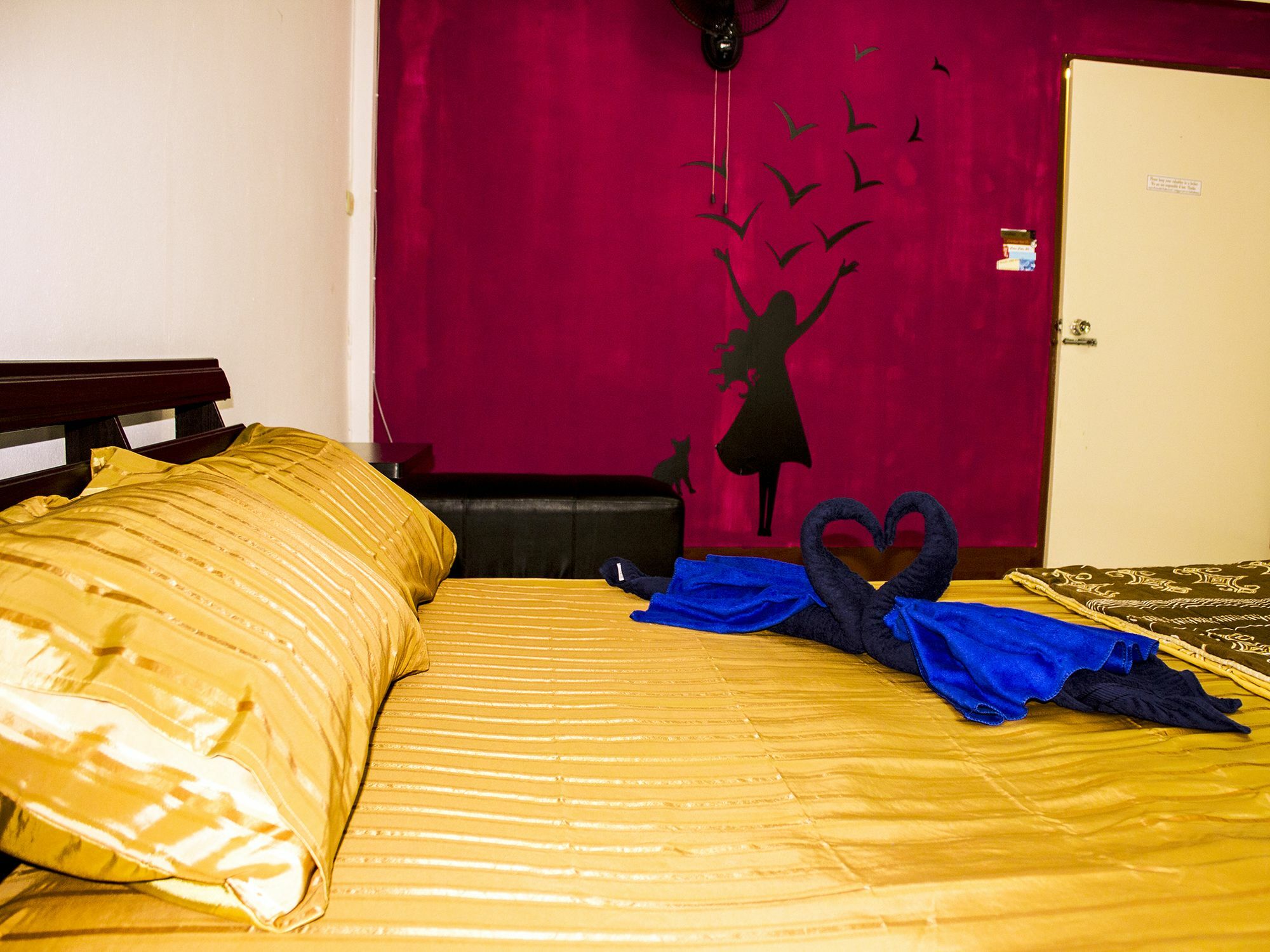Walkinn Guesthouse 1 Chiang Mai Esterno foto